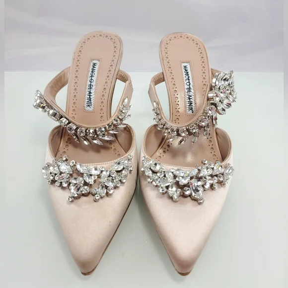 NWT$1,395 Manolo Blahnik Lurum 90 Crystal-embellished Satin Mules Heels Sz 37 - Picture 5 of 16